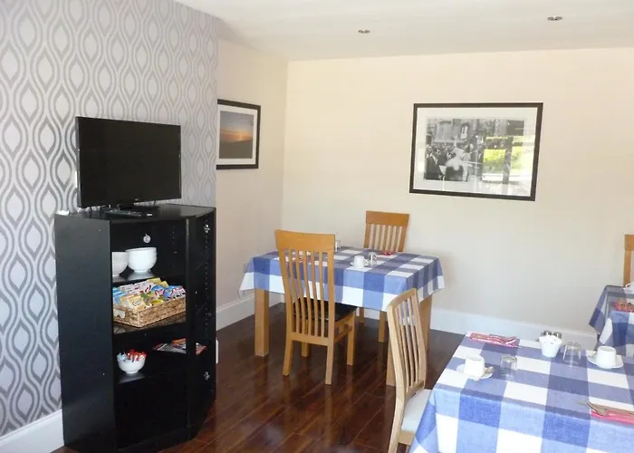 לינה וארוחת בוקר Crag Na Cor